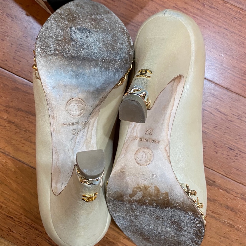 Chanel pumps - Picture 3 of 14